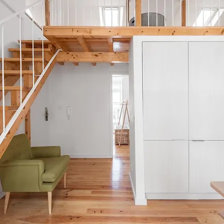 Апартаменти Serviced - Castelo S. Jorge *