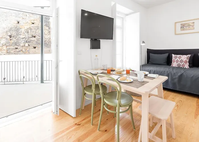 Serviced - Castelo S. Jorge