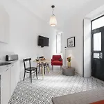 Serviced - Castelo S. Jorge Διαμέρισμα *